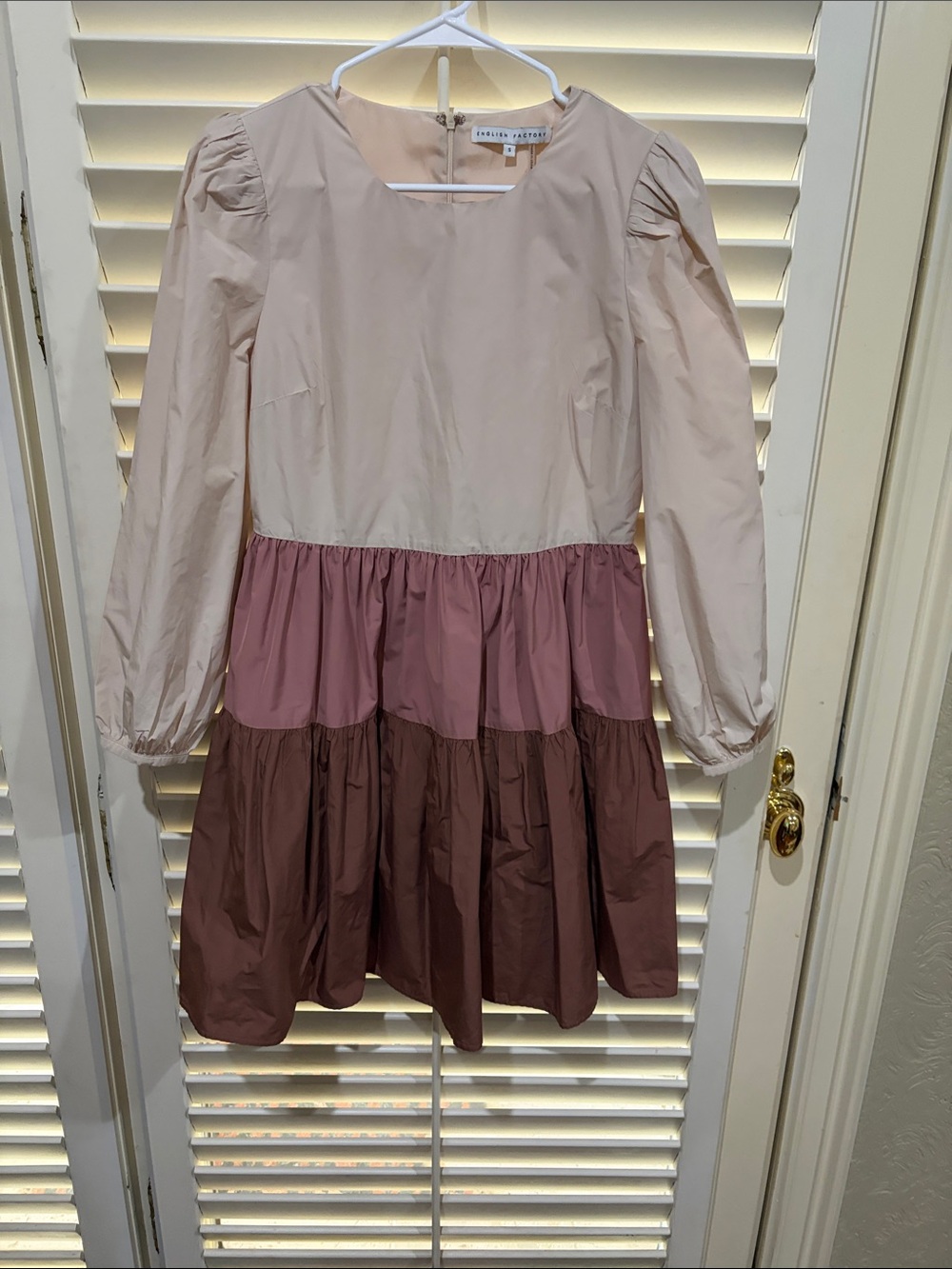 English Factory Tiered Puff-Sleeve Dress in Blush, Mauve & Brown. Size small
